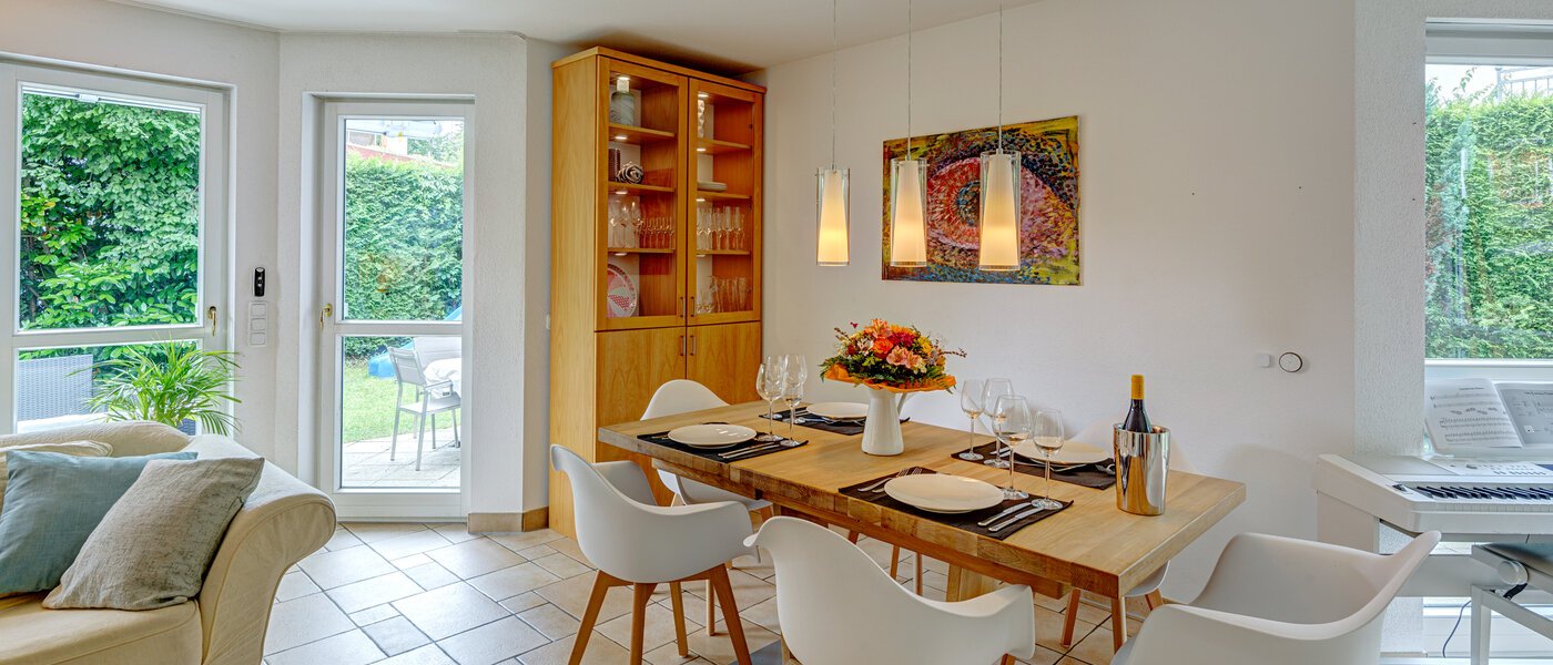 Dvojdomek Gauting 05 Obývací prostor 12610