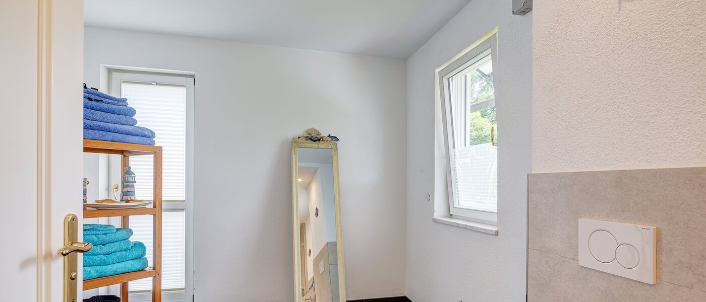 Dvojdomek Gauting 03 1. koupelna 12610