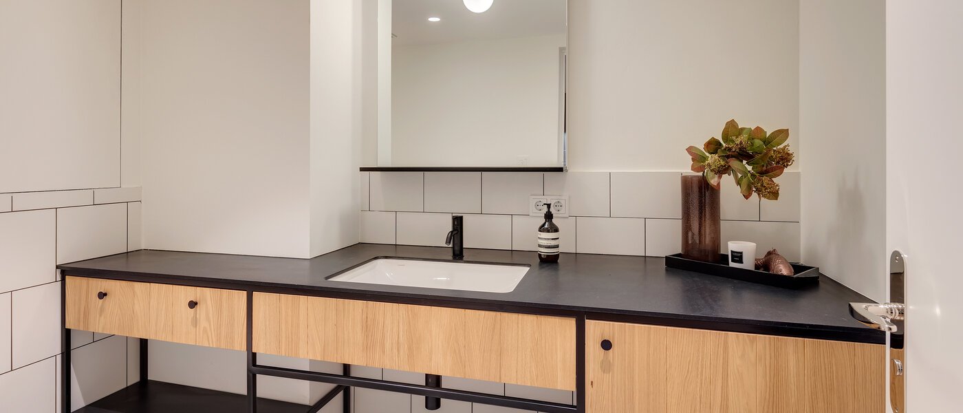 Мезонет с галерия München Herzogpark 01 Тоалетна за гости 12615