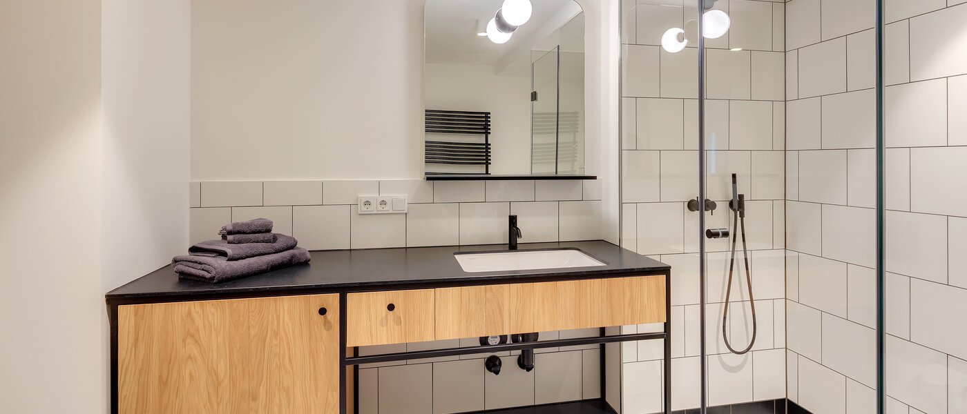 Maisonette-galleri-lejlighed München Herzogpark 01 Badeværelse 12616