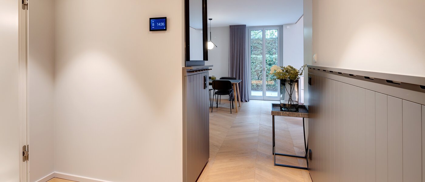 Maisonette-galleri-lejlighed München Herzogpark 03 Korridor/gang 12616