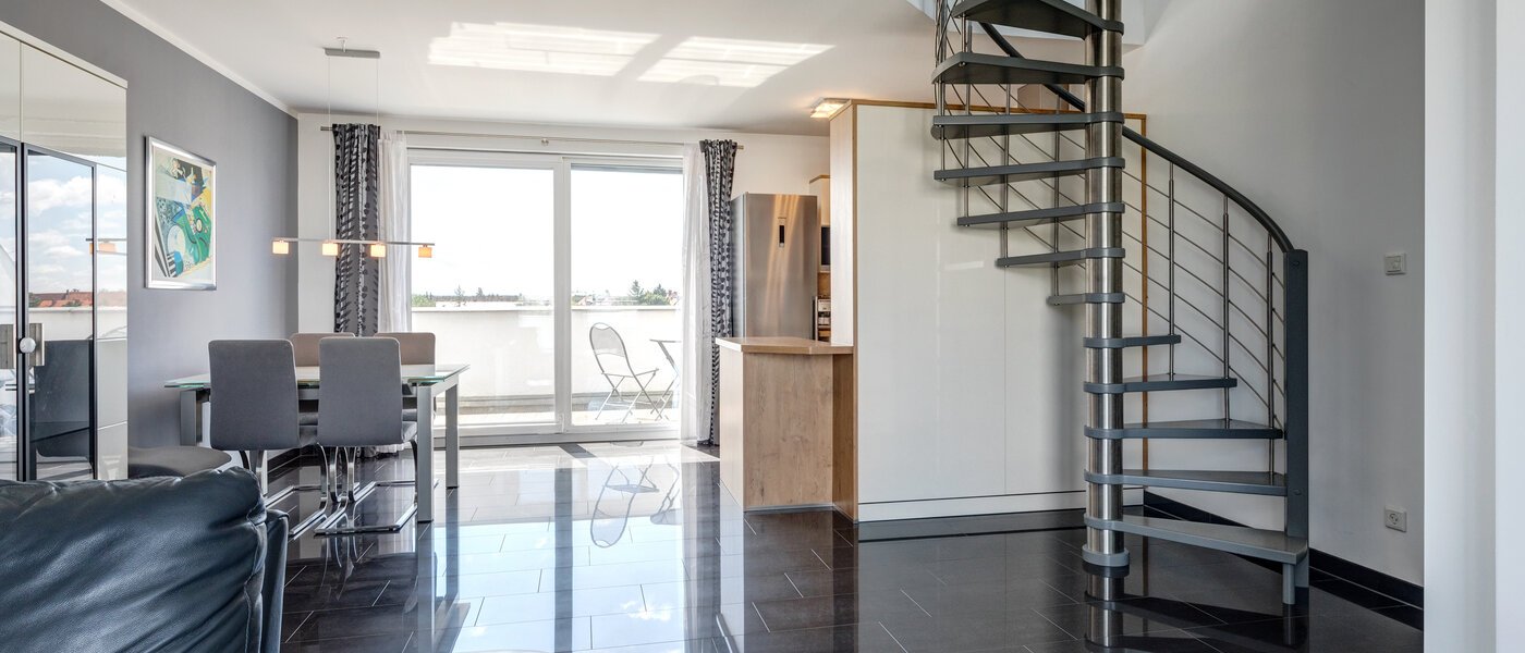 메조넷 플랫 München Pasing 04 거실 공간 12653