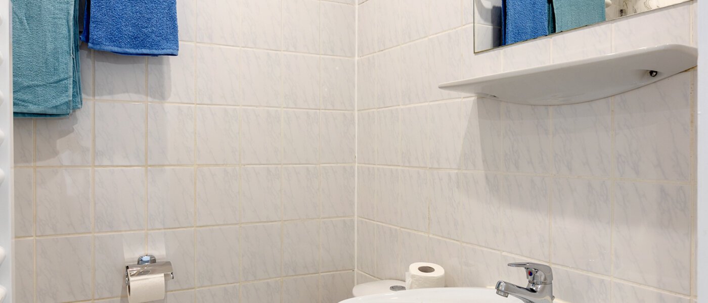 Ravna stran München Maxvorstadt - Universitätsviertel 01 Kopalnica 12660