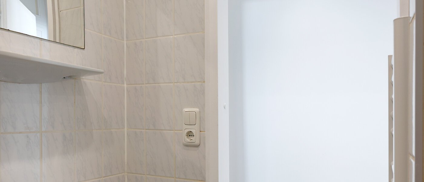 Ravna stran München Maxvorstadt - Universitätsviertel 03 Kopalnica 12660