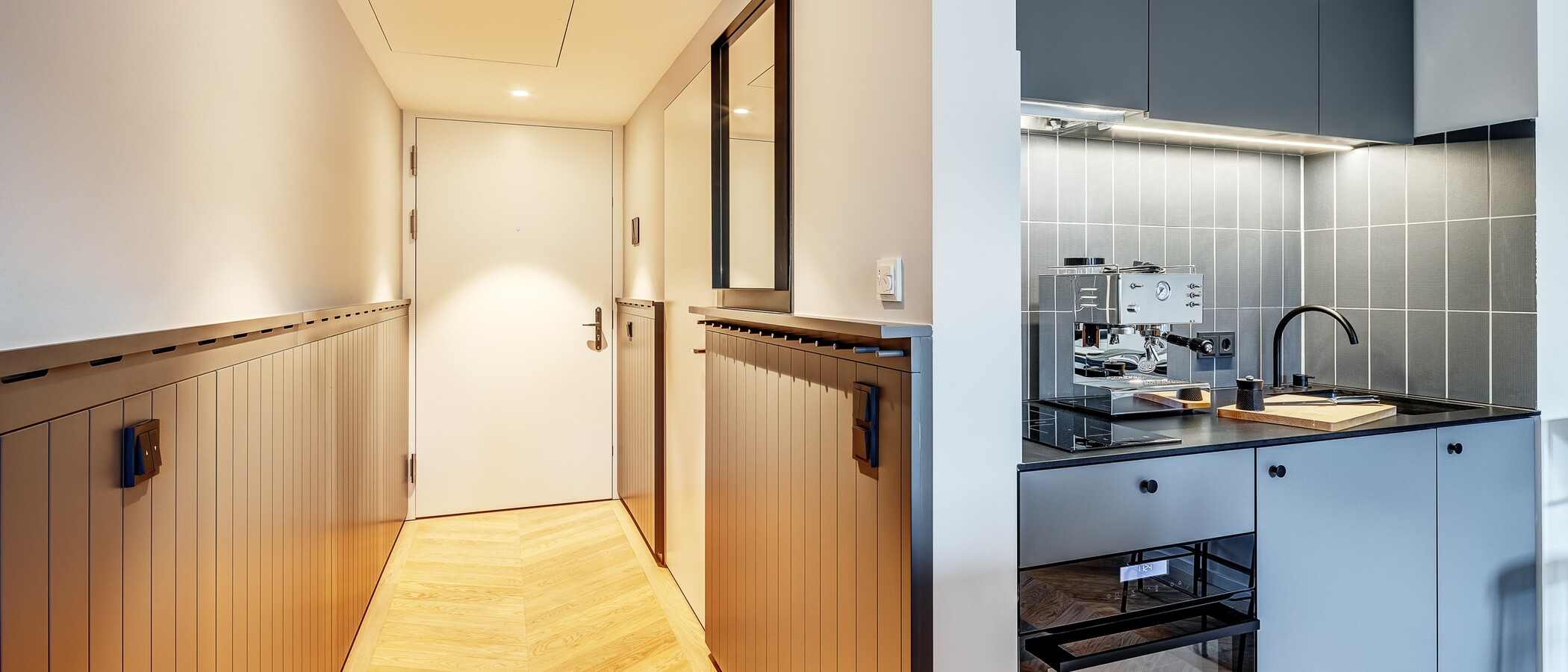 Flat München Herzogpark 02 Korridor/gang 12679