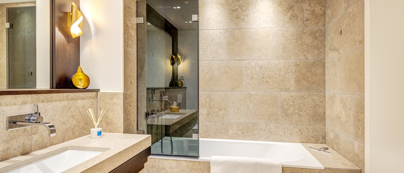 Ravna stran München Maxvorstadt - Museumsviertel 02 Kopalnica 12690