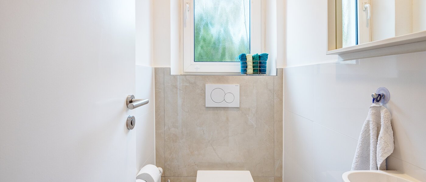 Плосък Feldkirchen 01 Тоалетна за гости 12738