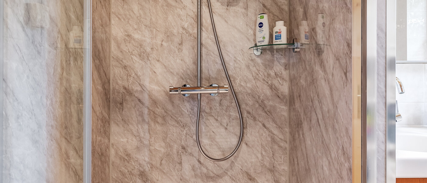 Vrtno stanovanje Schliersee Neuhaus 05 Kopalnica 12758