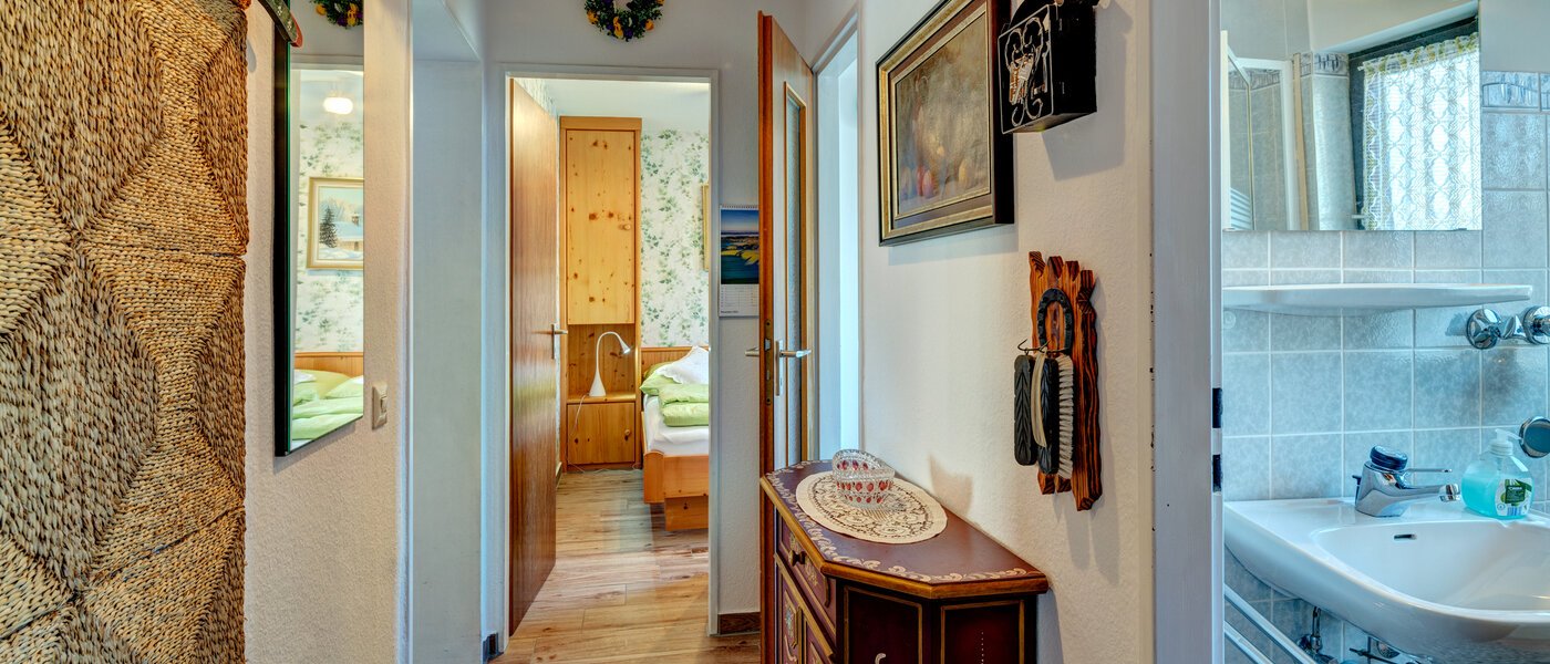 Плоский Walchensee 03 Коридор/передпокій 12810