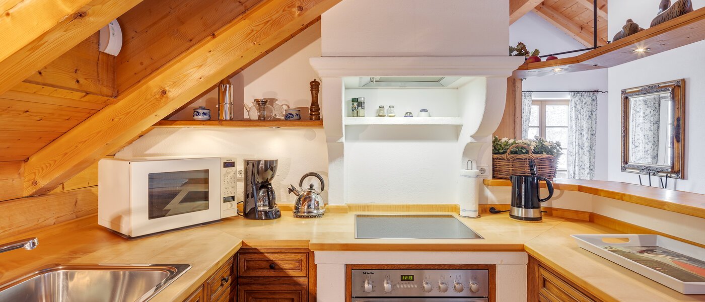 Podkrovný byt Bad Heilbrunn 01 Kuchyňa 12824