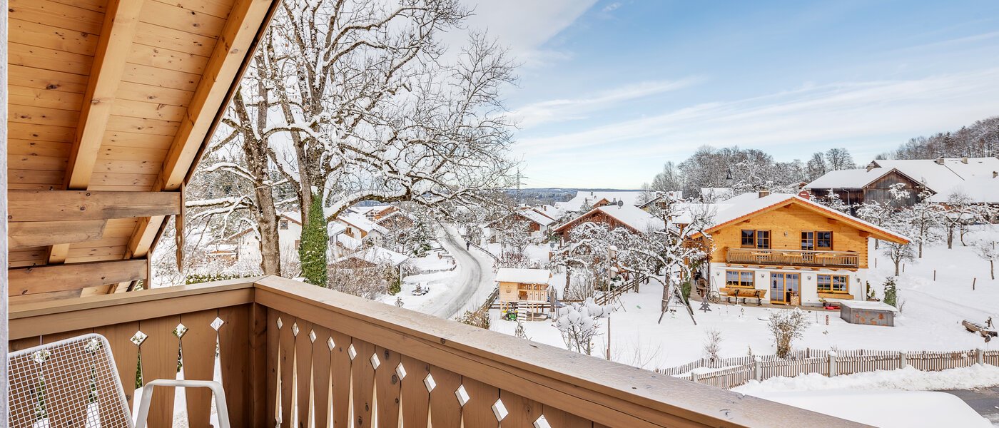 Podkrovný byt Bad Heilbrunn 01 Balkón 12824