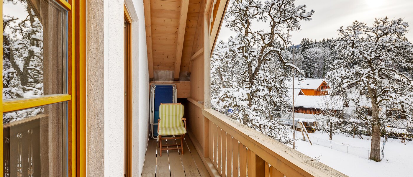 Tetőtéri lakás Bad Heilbrunn 02 Erkély 12826