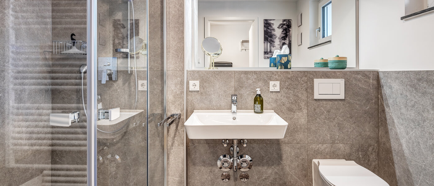 Lapos Traunstein 01 Fürdőszoba 12841