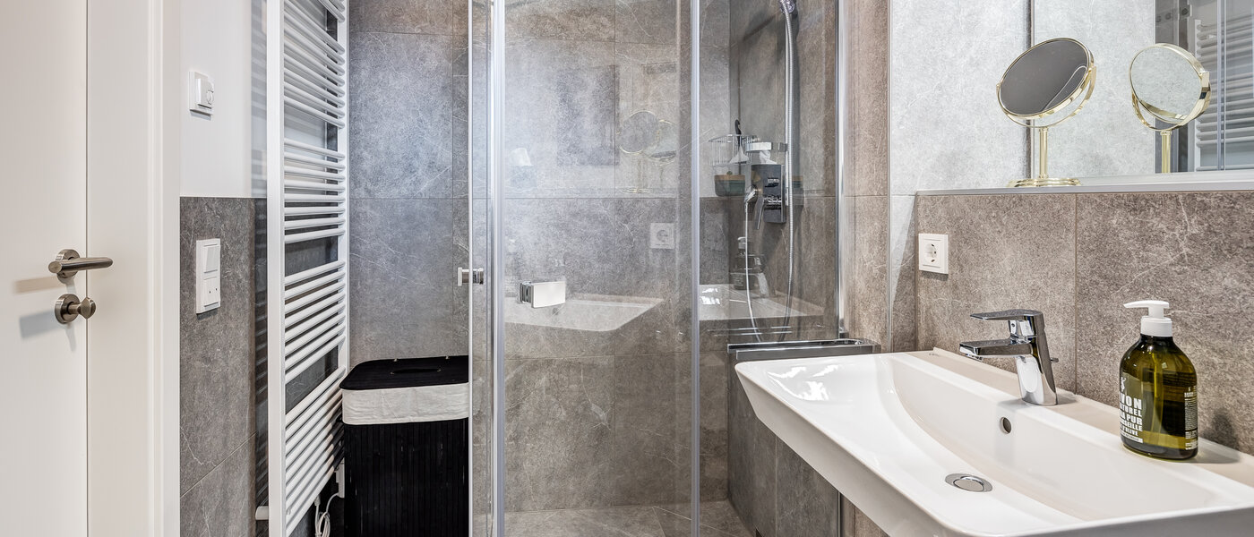 Lapos Traunstein 03 Fürdőszoba 12841