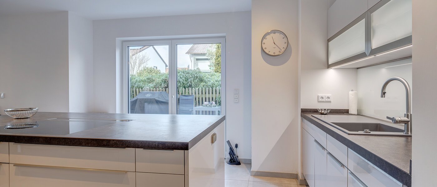 Parhus med två våningar Gilching 04 Kök 12856