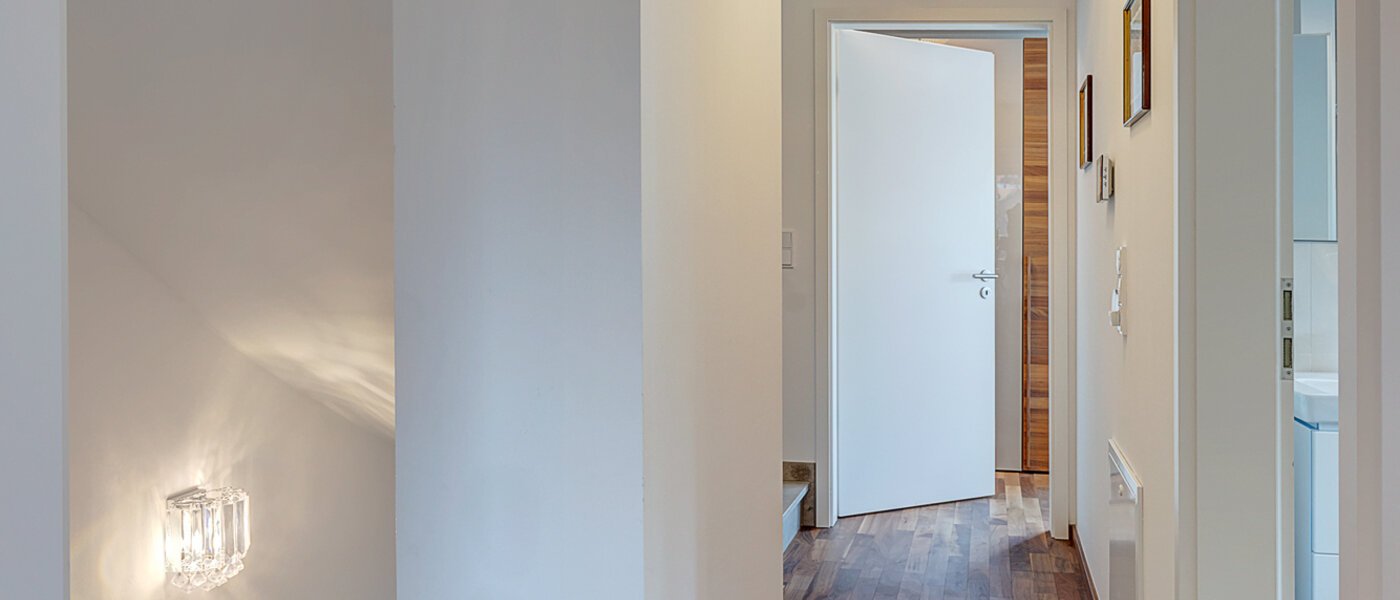 Parhus med två våningar Gilching 02 Korridor/hallgång 12856