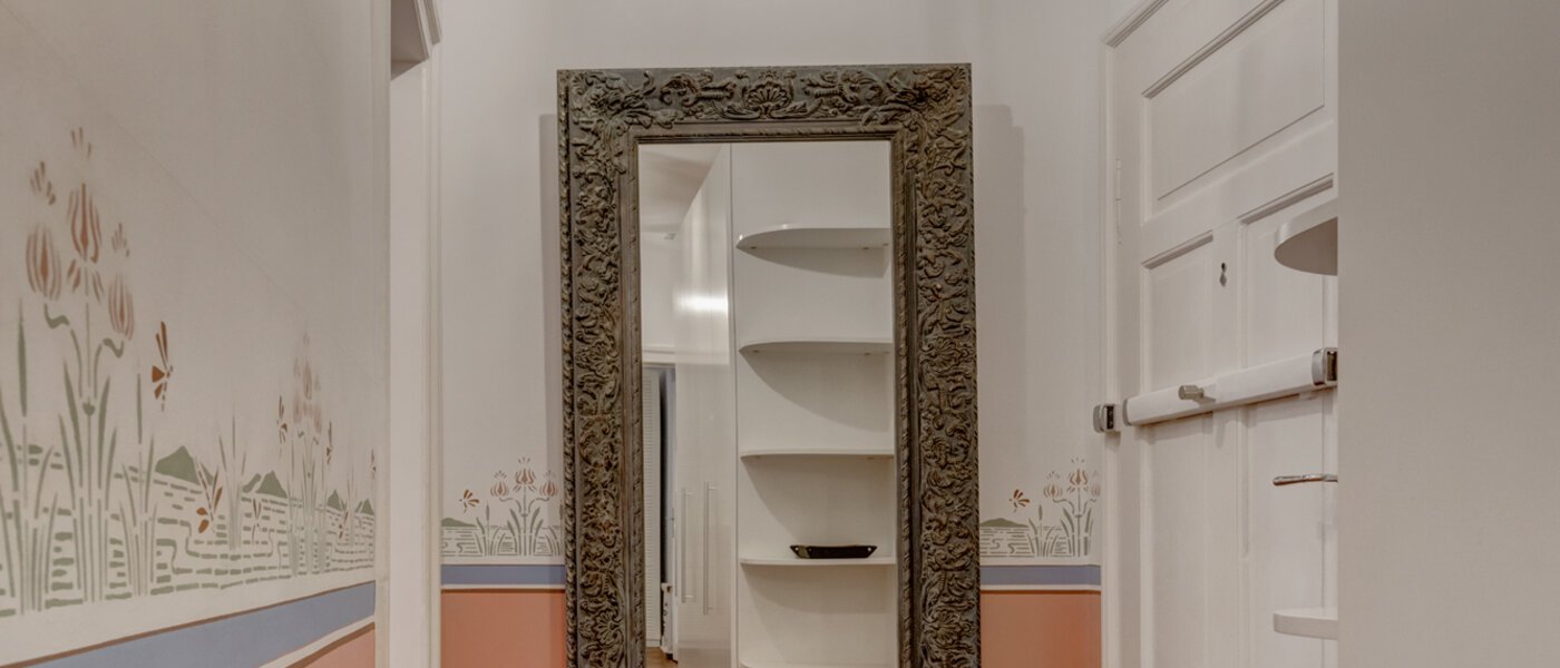 Plat München Schwabing-West 01 Gang/hal 12876