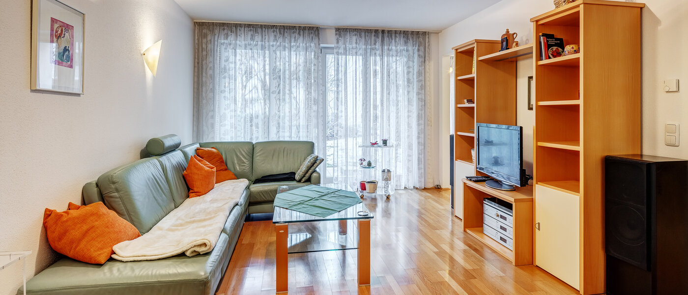 Садова квартира München Solln 01 Вітальня 12884