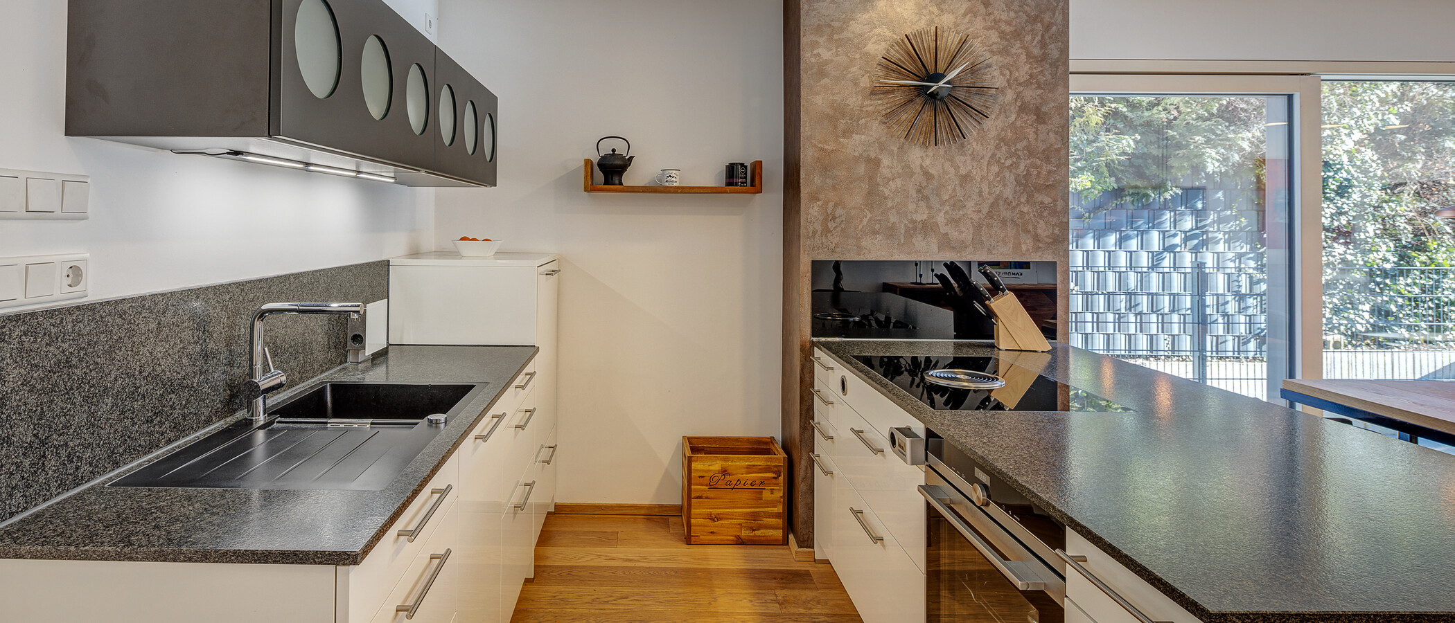 ikerház München Feldmoching 01 Konyha 12903