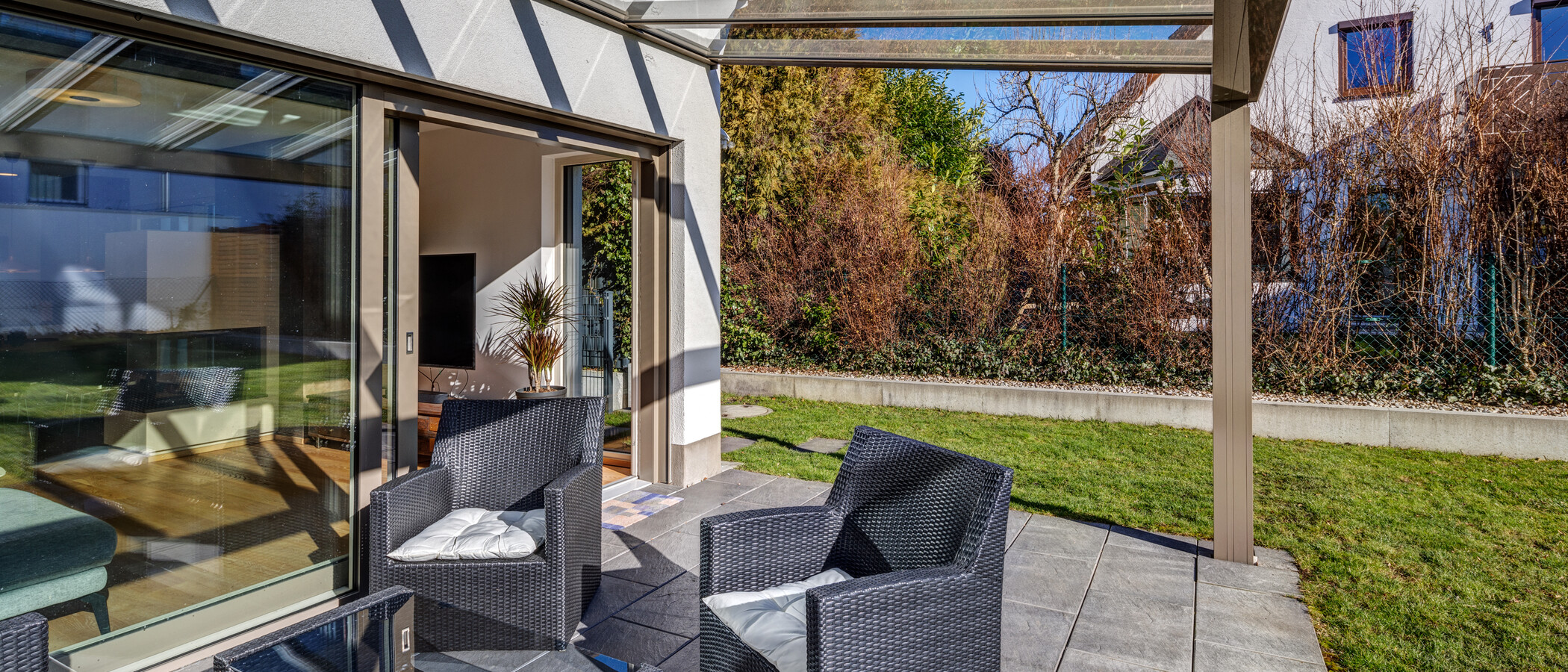 ikerház München Feldmoching 03 Terasz 12903