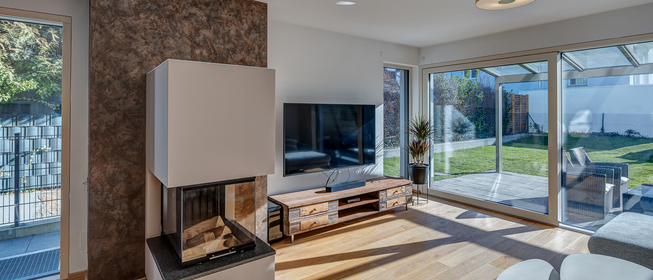 ikerház München Feldmoching 02 Nappali 12903