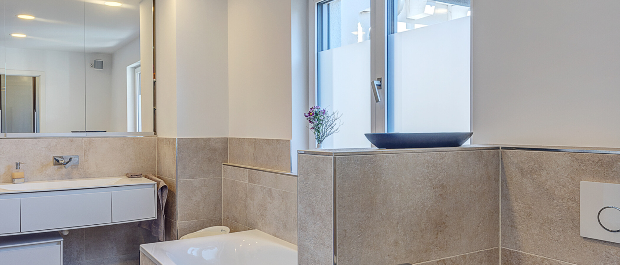 ikerház München Feldmoching 01 1. fürdőszoba 12903