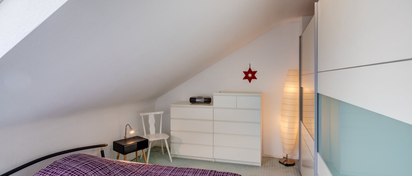 Zolder flat München Obermenzing 02 Slaapkamer 12904