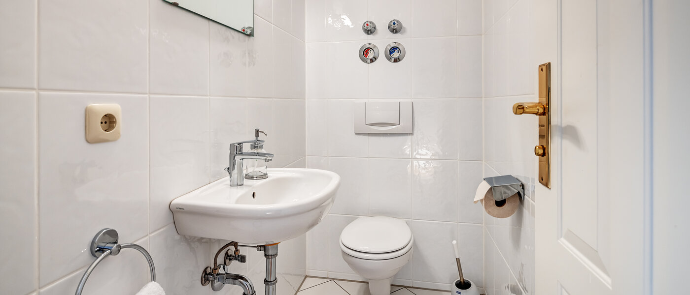 Плоский Gmund am Tegernsee 01 Гостьовий туалет 12939