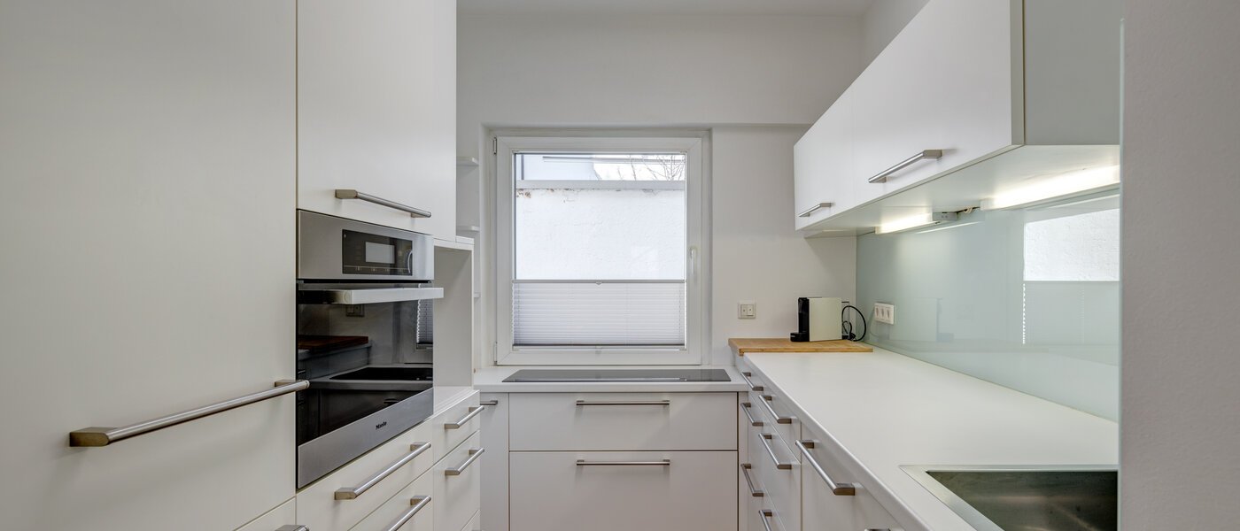 Ravna stran München Altbogenhausen 01 Kuhinja 12943