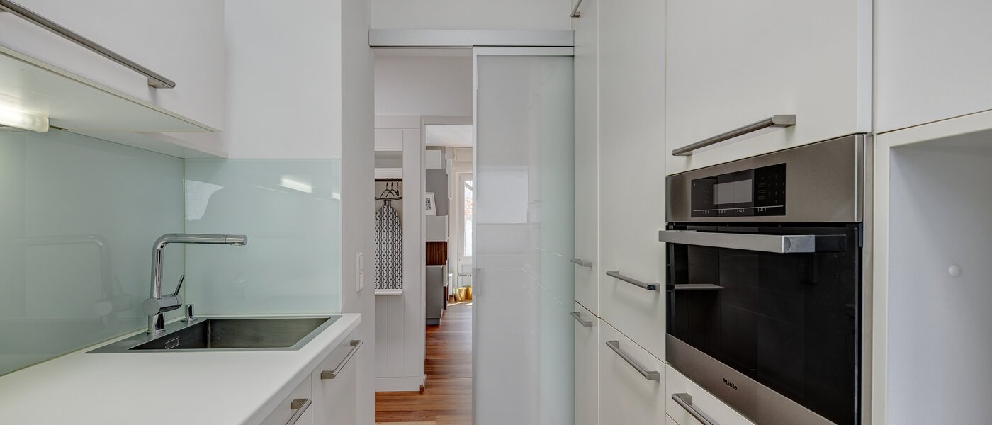 Ravna stran München Altbogenhausen 03 Kuhinja 12943