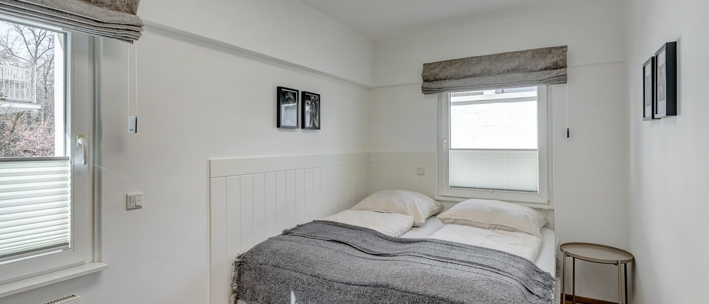 Ravna stran München Altbogenhausen 01 Spalnica 12943