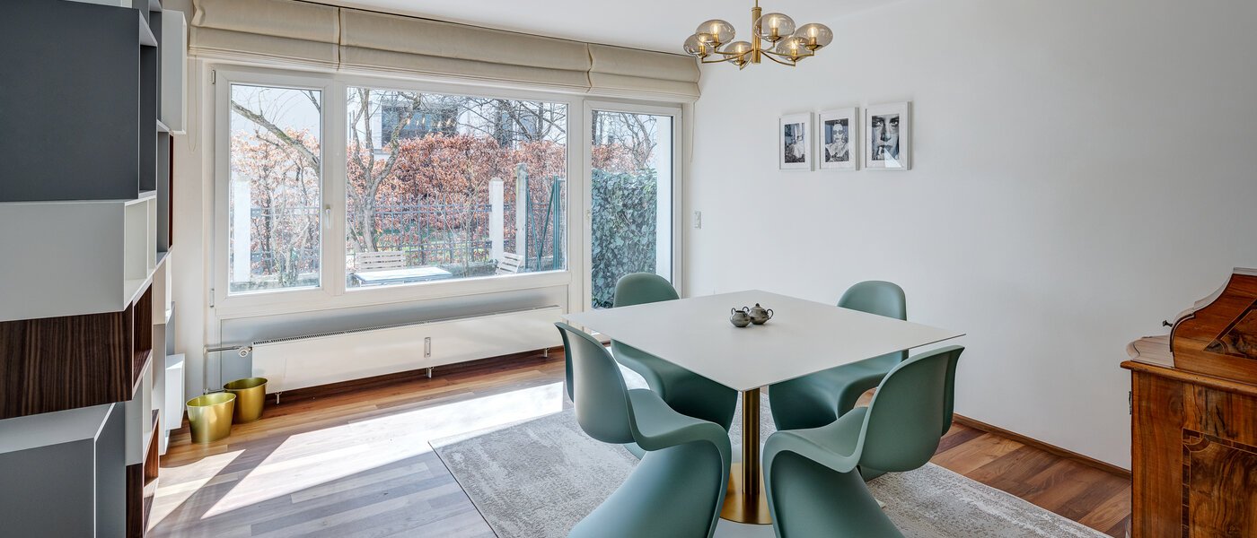 Ravna stran München Altbogenhausen 01 Jedilnica 12943