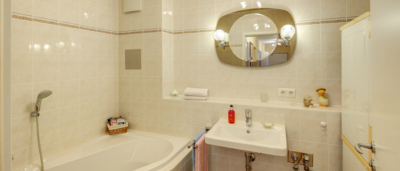 Επίπεδη München Sendling 01 1ο μπάνιο 12953