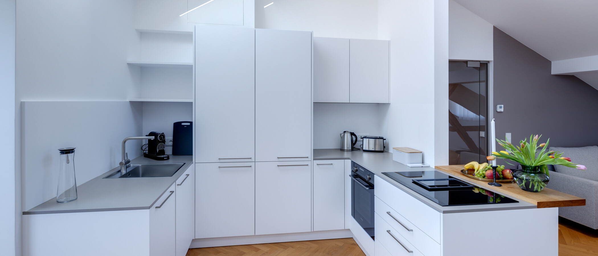 Podkrovní byt München Glockenbachviertel 01 Kuchyně 12963