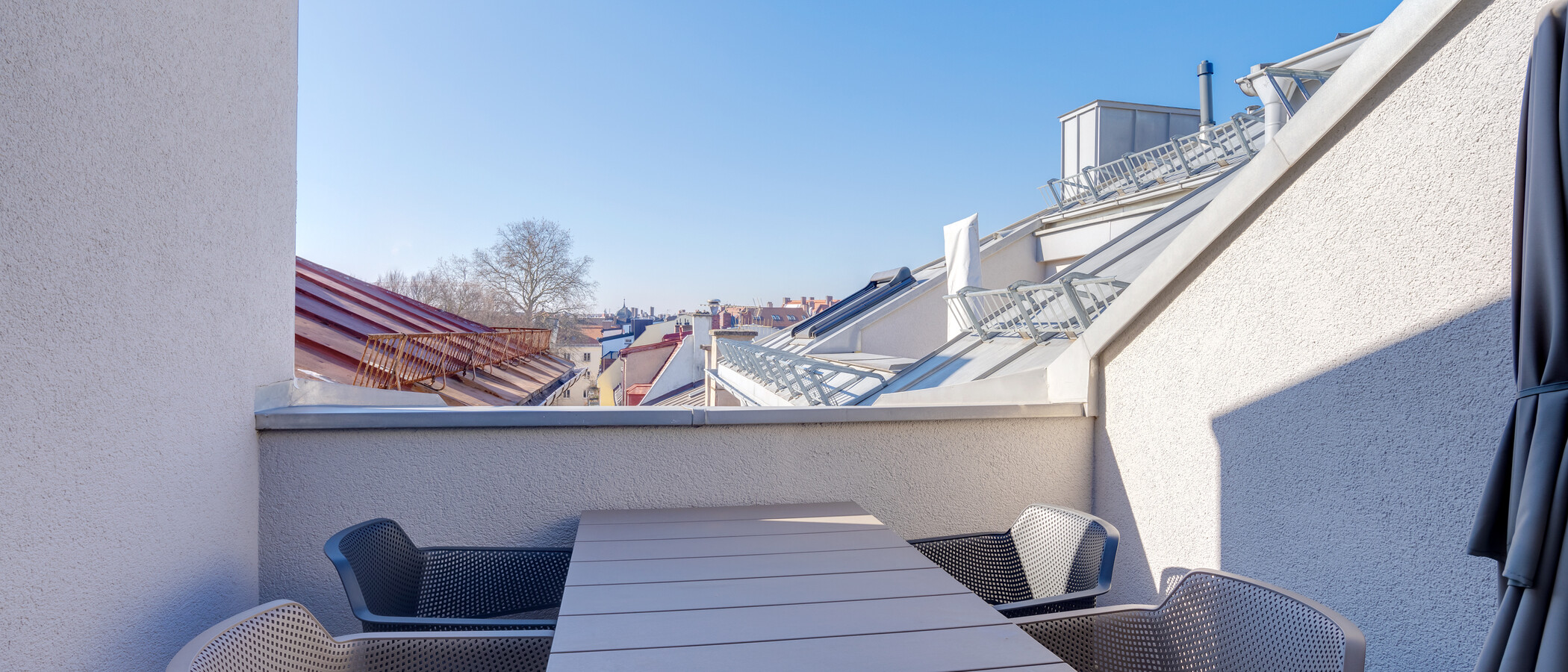 Podkrovní byt München Glockenbachviertel 02 Balkon 12963