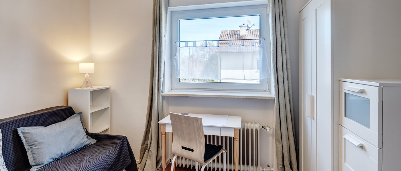 Плосък Feldkirchen 02 2-ра спалня 12971