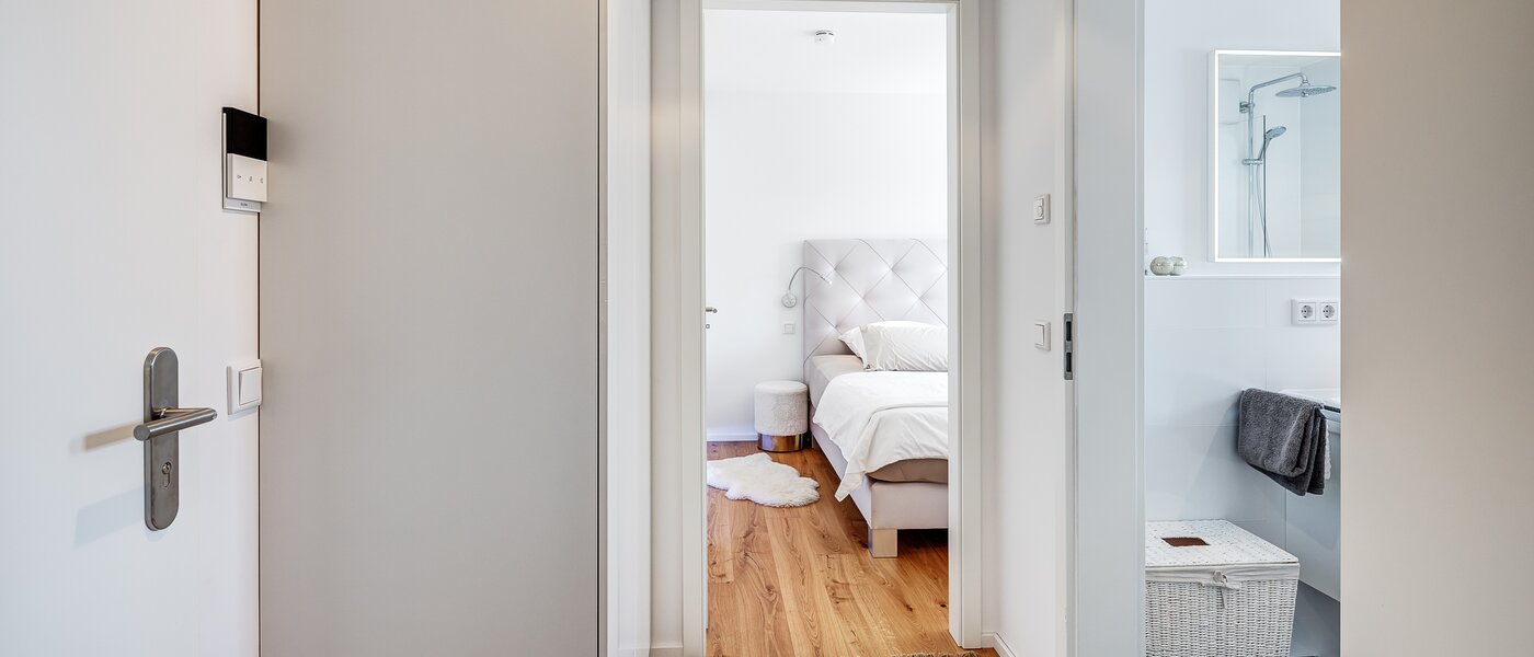 Apartamento com jardim Andechs 01 Corredor/passagem 12988