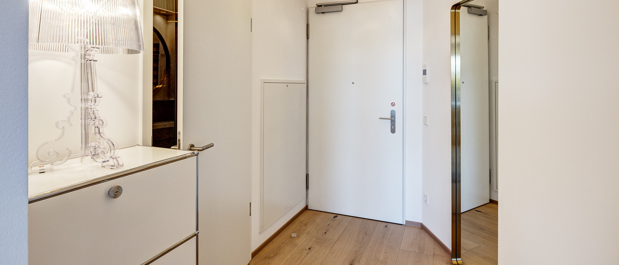 Flat München Au 04 Korridor/gang 13003