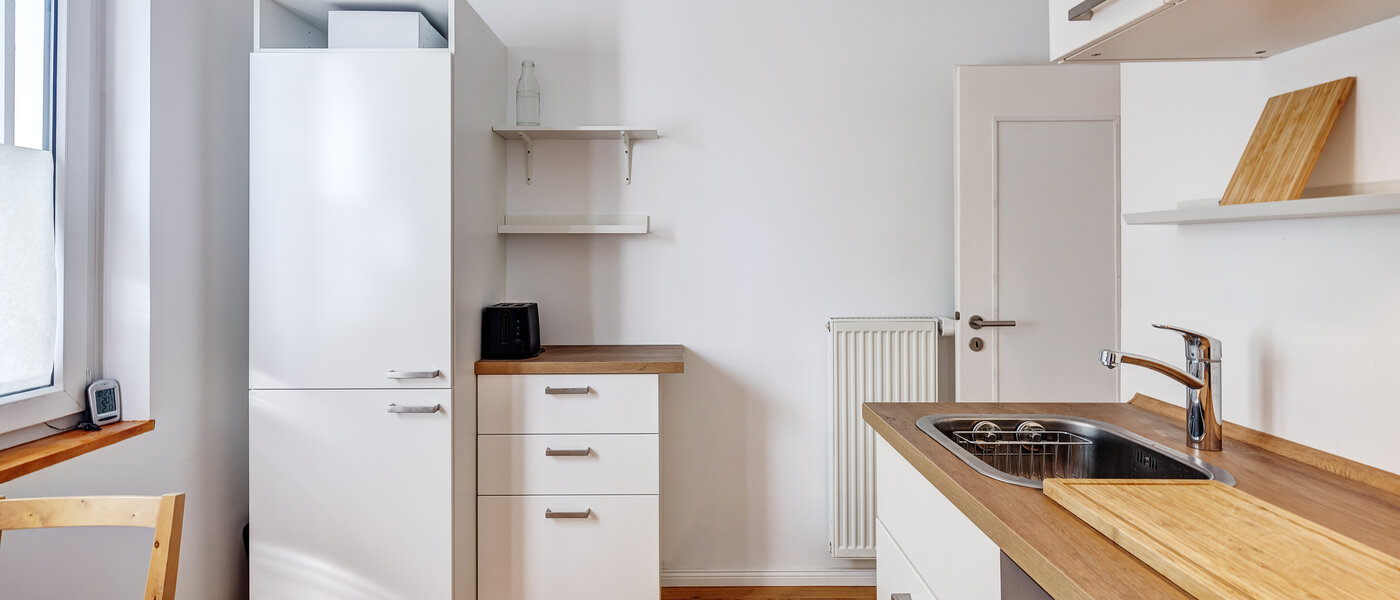 Апартамент с градина Germering 03 Кухня 13004