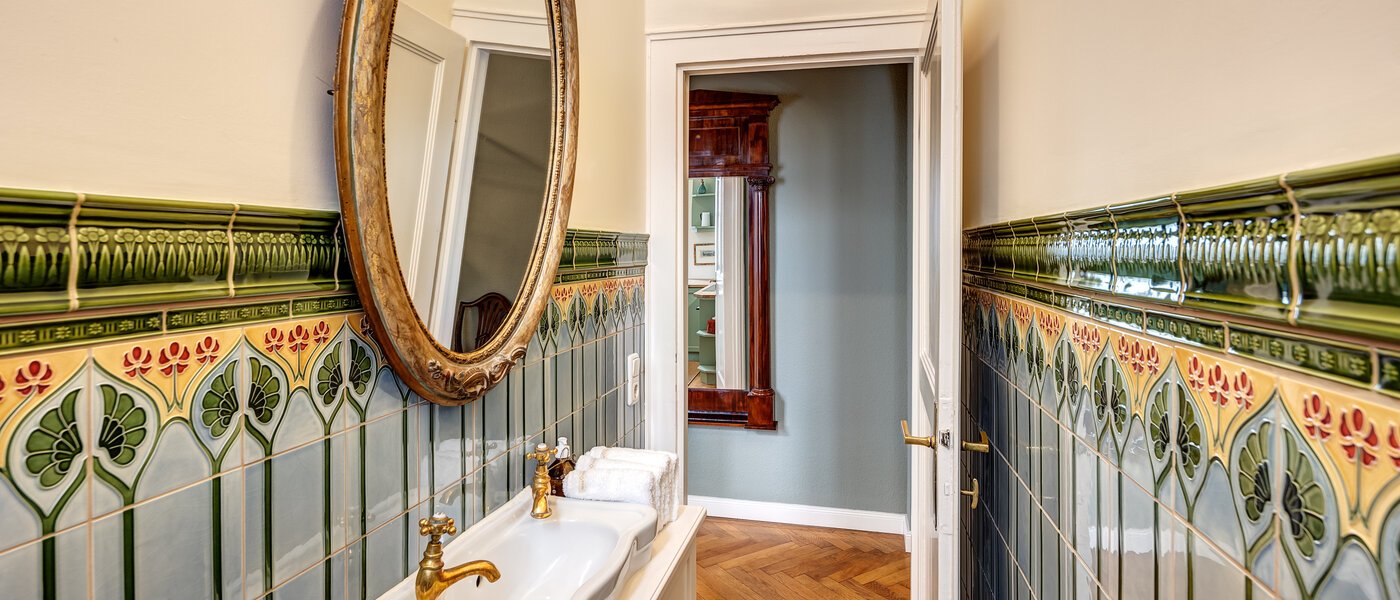 Flad München Herzogpark 02 Gæstetoilet 13017