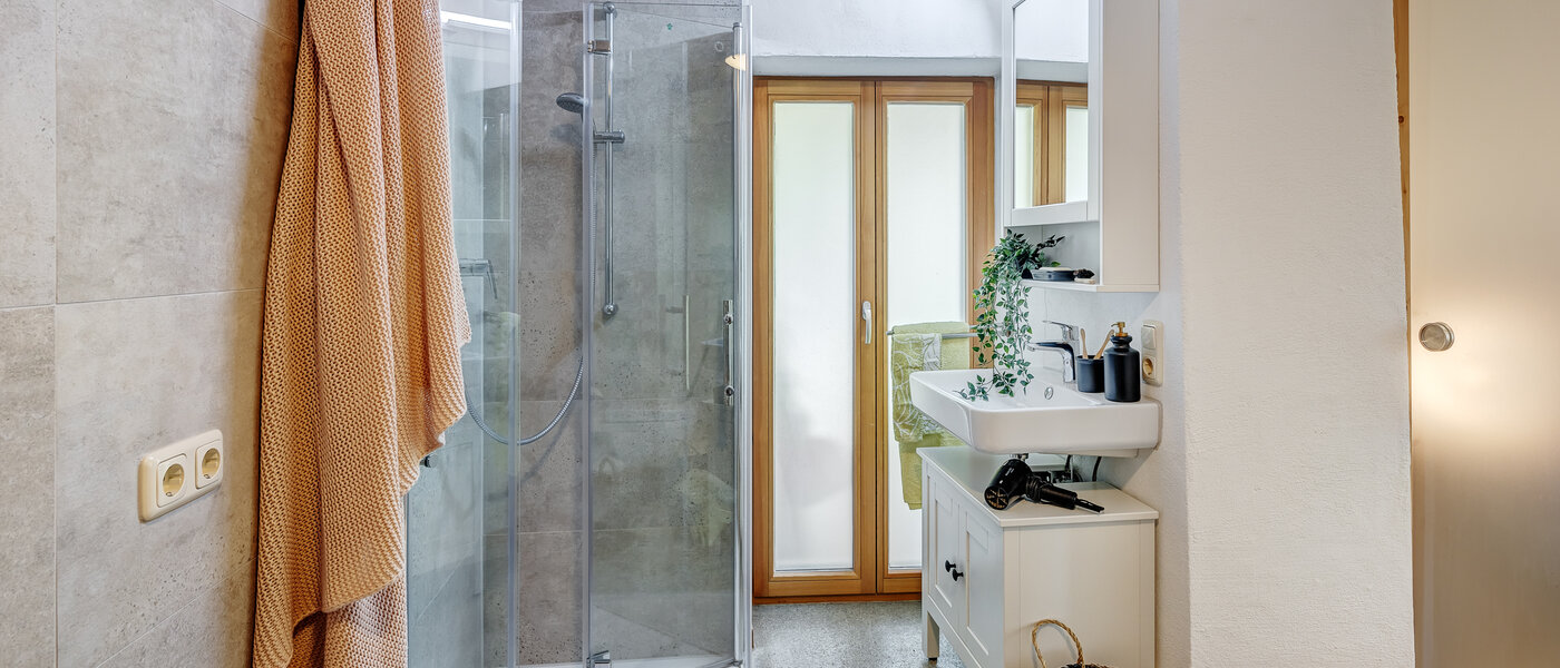 Lapos Tuntenhausen 02 Fürdőszoba 13021