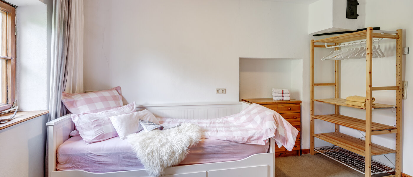 Lapos Tuntenhausen 06 Hálószoba 13021