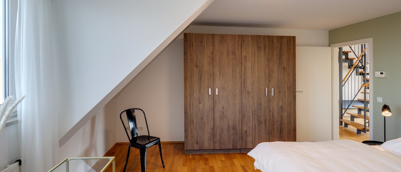 Maisonette apartament München Haidhausen 02 Dormitorul 2 13031