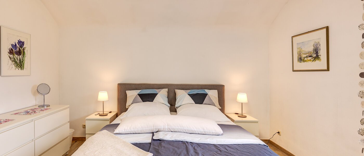 ikerház Maisach 02 1. hálószoba 13032