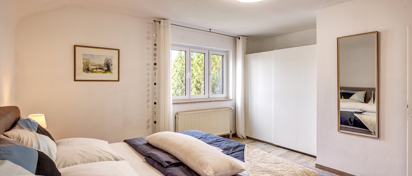 ikerház Maisach 04 1. hálószoba 13032