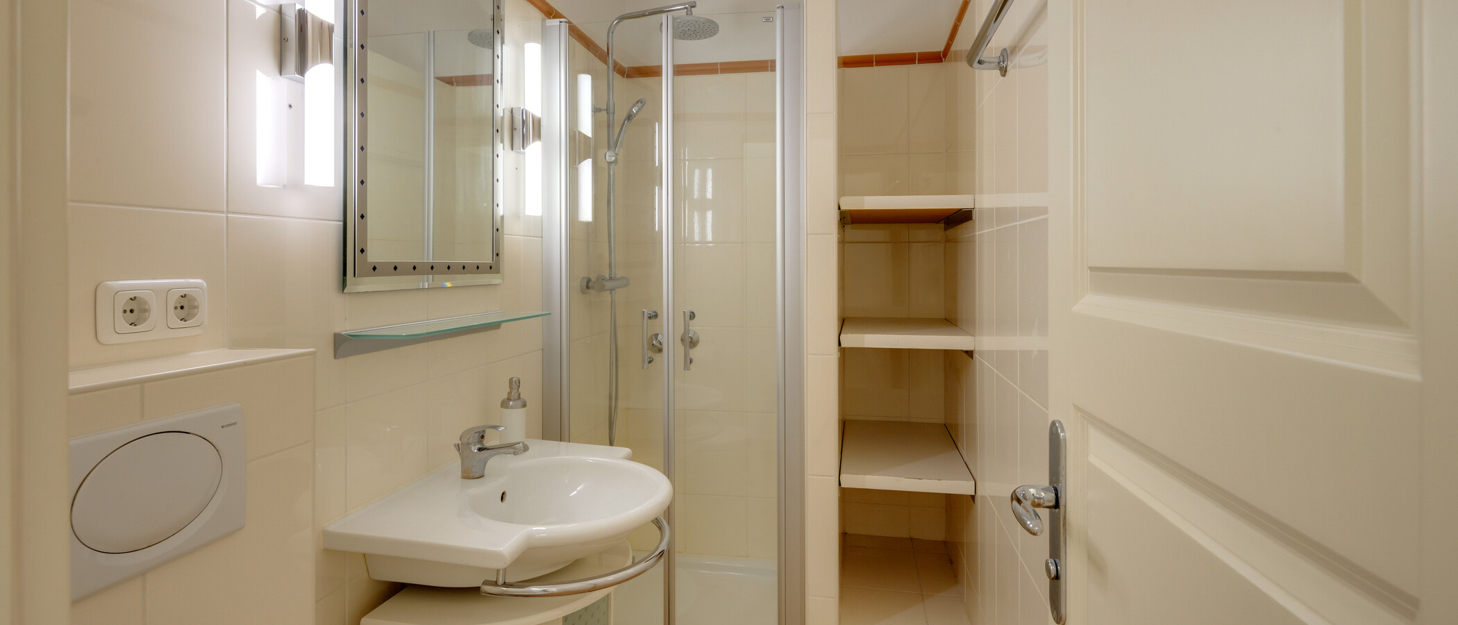 Ploché München Lehel 01 Koupelna 1304