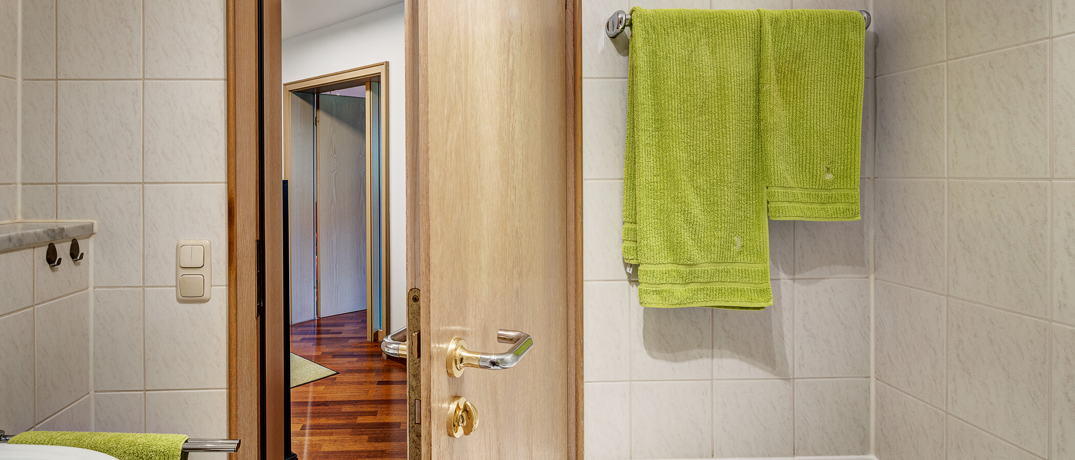 Flat München Schwabing-Nord (zw. Belgrad- & Leopoldstraße) 03 Baderom 13047