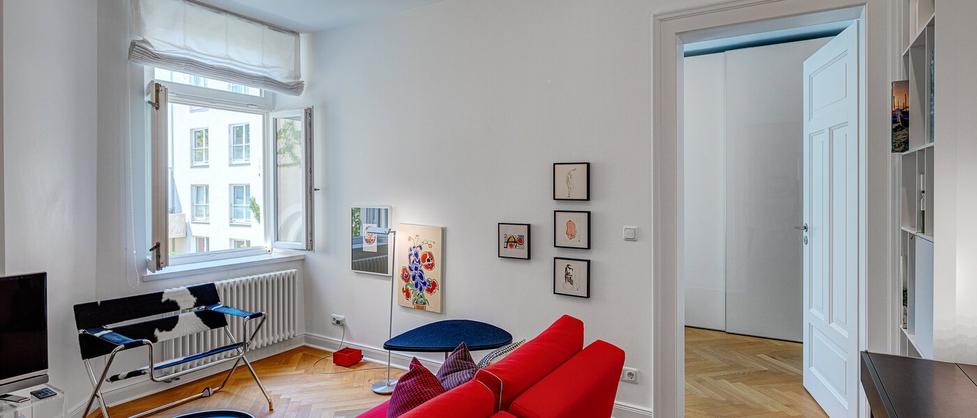 Ploché München Schwabing-West (rund um den Hohenzollernplatz) 02 Obývacia izba 13089