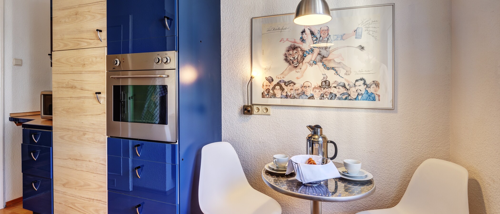 Ravna stran München Schwabing-West (rund um den Hohenzollernplatz) 02 Kuhinja 1309