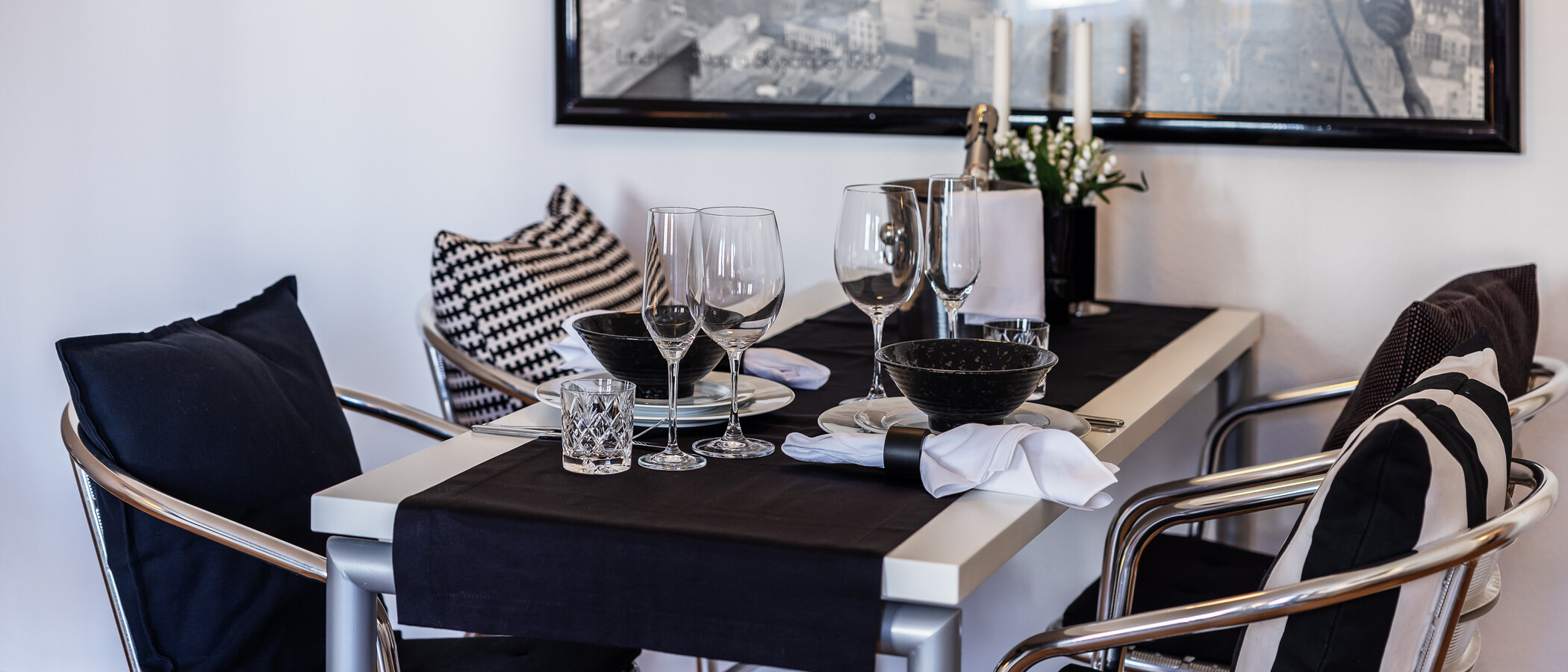 Ravna stran München Schwabing-West (rund um den Hohenzollernplatz) 04 Dnevna soba 1309